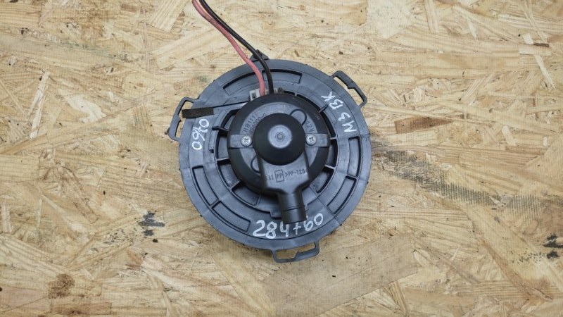 Моторчик печки MAZDA 3 BK 03-08 2006 SEDAN 2.3 L3 BP4K-61-B10 Б/У