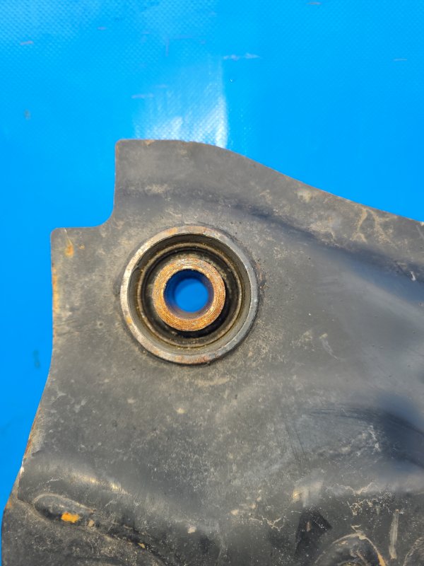 Балка передней подвески LEAF 10-17