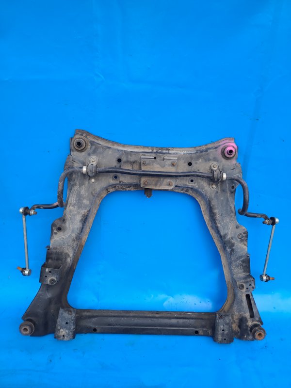 Балка передней подвески LEAF 10-17