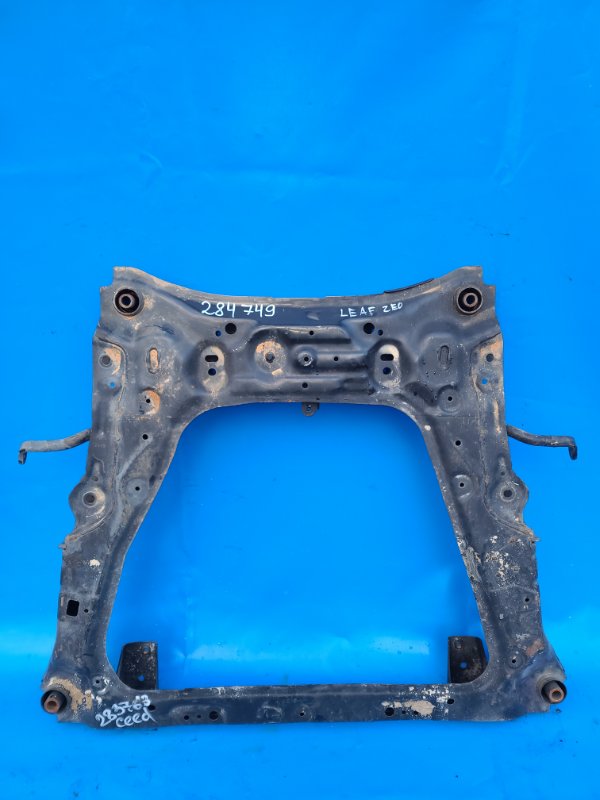 Балка передней подвески NISSAN LEAF 10-17 54400-3NA0A Б/У