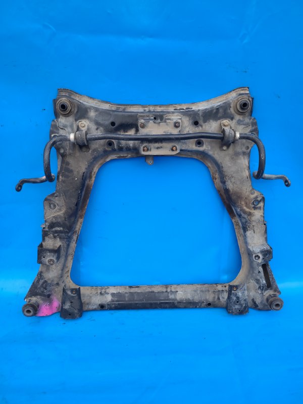 Балка передней подвески LEAF 10-17