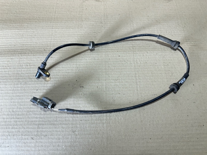 Датчик ABS задний левый NISSAN LEAF 10-17 47900-3NA0A Б/У