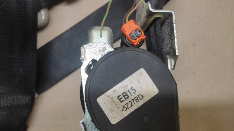 Ремень безопасности правый MAZDA 3 BK 03-08 SEDAN 2.3 L3