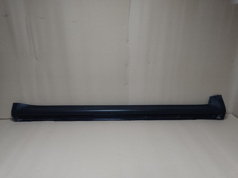 Накладка порога наружная правая SUBARU TRIBECA B10 07-13 2008 3.6 EZ36 91112XA12A Б/У