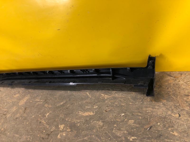 Накладка порога наружная правая X-TRAIL/ROGUE T32 13-20
