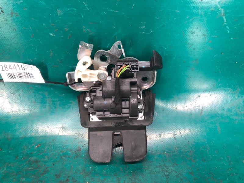 Замок крышки багажника AUDI Q5 08-16 CAEB 2.0T