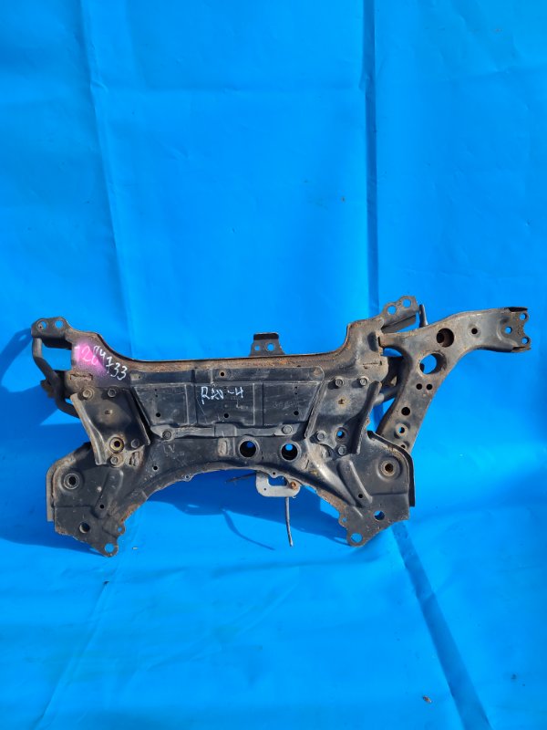 Балка передней подвески TOYOTA RAV4 05-12 51201-42071 Б/У