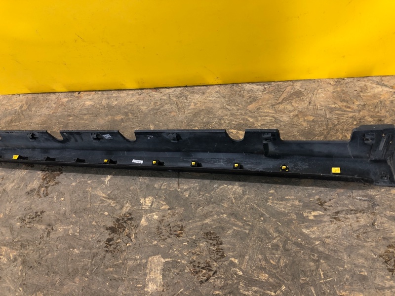 Накладка порога наружная левая KONA OS 17-23