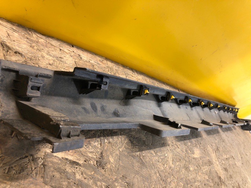 Накладка порога наружная правая HYUNDAI KONA OS 17-23