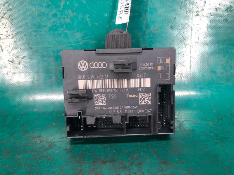 Блок управления дверей передний правый AUDI Q5 08-16 2011 CAEB 2.0T 8K0 959 792 M Б/У