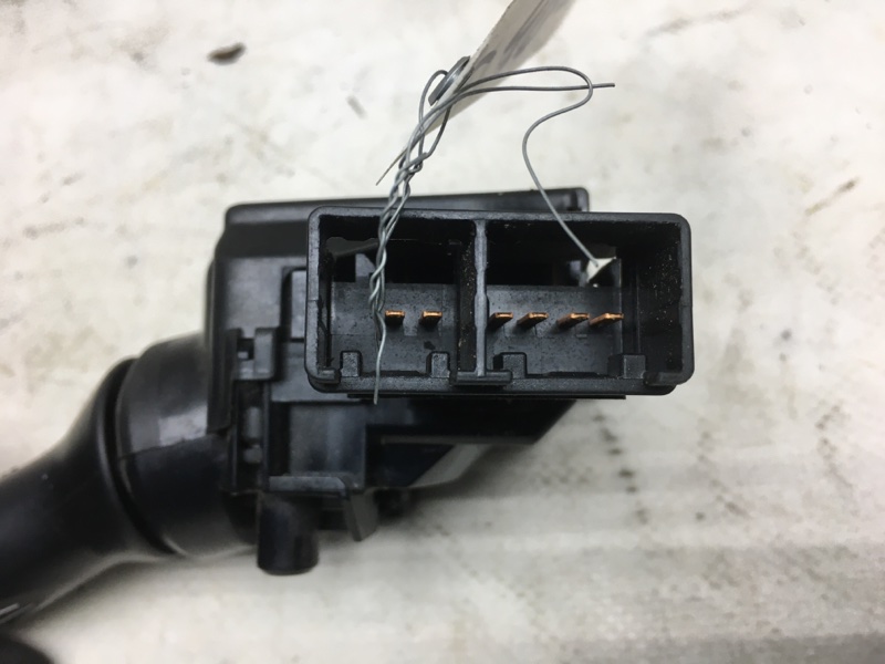 Подрулевой переключатель правый TOYOTA CAMRY 40 06-11 ACV40 2.4 2AZFE Подрулевой переключатель правый TOYOTA CAMRY 40 06-11 ACV40 2.4 2AZFE