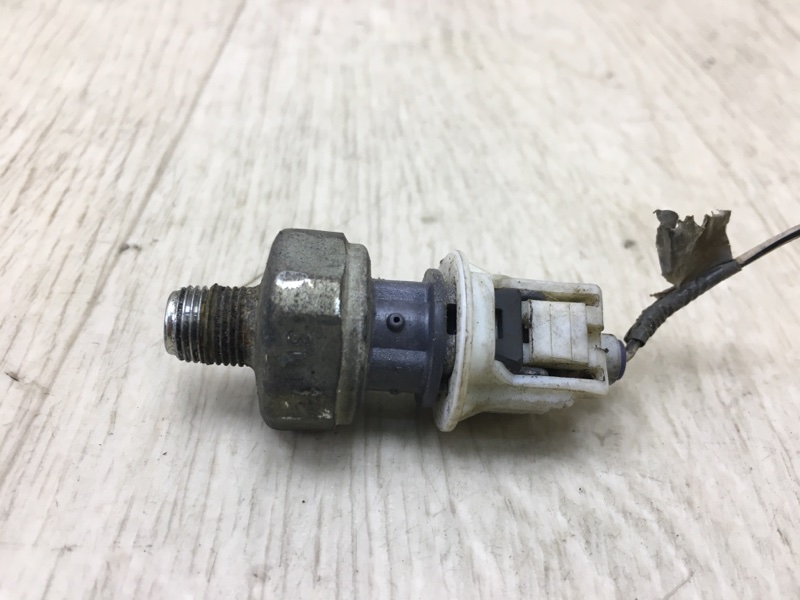 Датчик давления масла ДВС SUBARU LEGACY 09-15 BM Седан 2.5 EJ253 25240AA060 Б/У