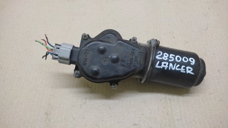 Запчасть моторчик стеклоочистителя передний MITSUBISHI LANCER 4/5/6/7/8 88-02 MR522057 Б/У Моторчик стеклоочистителя передний MITSUBISHI LANCER 4/5/6/7/8 88-02 MR522057 Б/У
