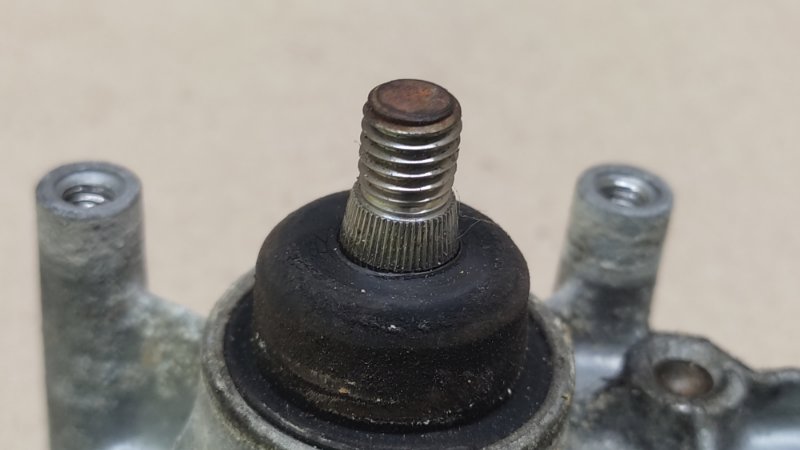 Моторчик стеклоочистителя передний MITSUBISHI LANCER 4/5/6/7/8 88-02 Моторчик стеклоочистителя передний MITSUBISHI LANCER 4/5/6/7/8 88-02