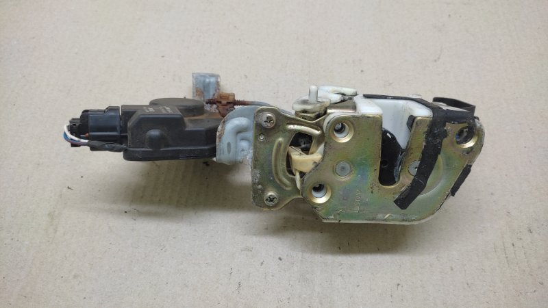 Замок двери задний правый LANCER 4/5/6/7/8 88-02 Замок двери задний правый LANCER 4/5/6/7/8 88-02