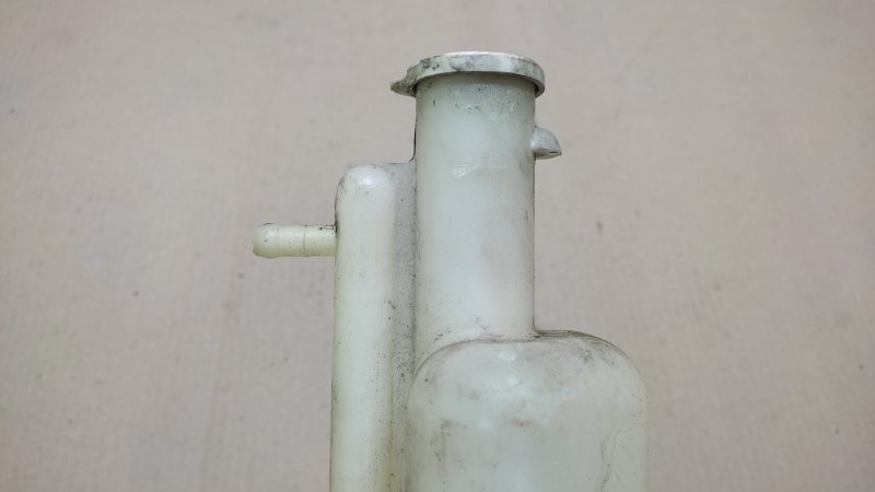 Бачок расширительный MITSUBISHI LANCER 4/5/6/7/8 88-02