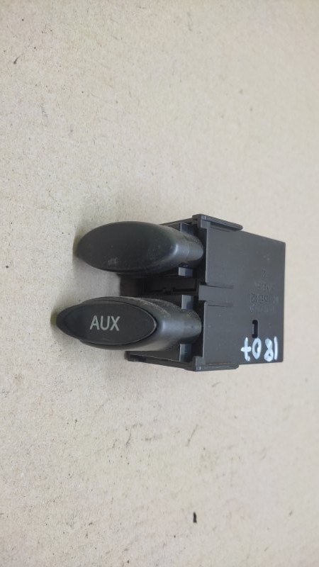 USB адаптер TOYOTA SIENNA 03-10 2006 3.5 2GR-FE 84480-AE050 Б/У