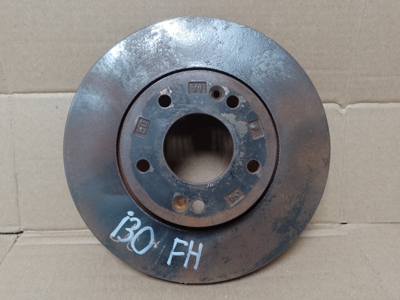 Запчасть тормозной диск передний HYUNDAI I30 FD 07-12 51712-1H100 Б/У Тормозной диск передний HYUNDAI I30 FD 07-12 51712-1H100 Б/У