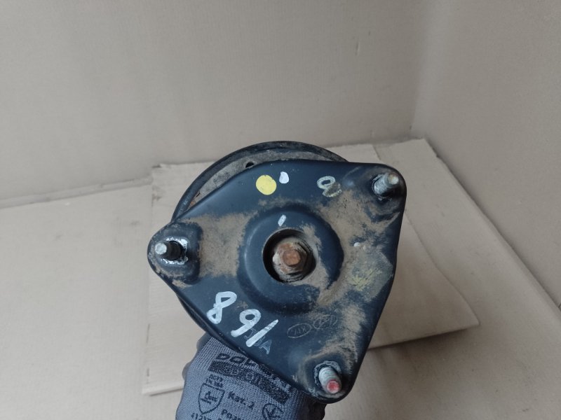 Амортизатор передний левый I30 FD 07-12 Амортизатор передний левый I30 FD 07-12