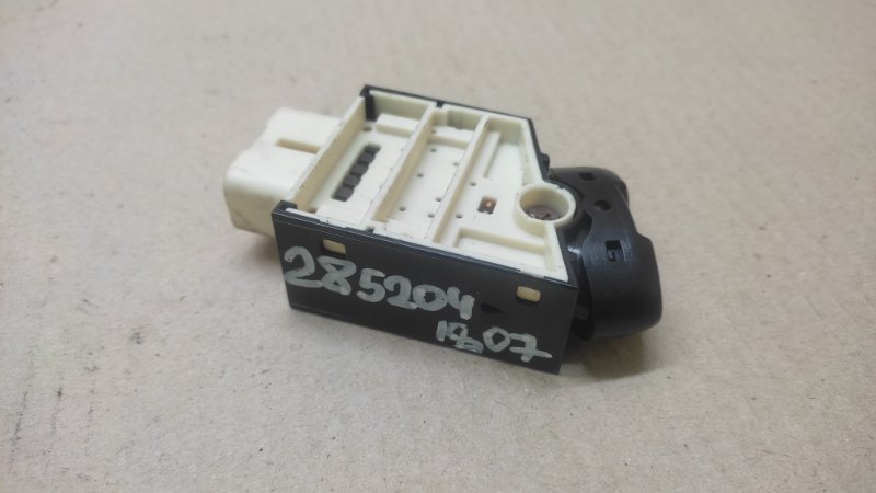 Блок управления освещением SIENNA 03-10 2006 3.5 2GR-FE