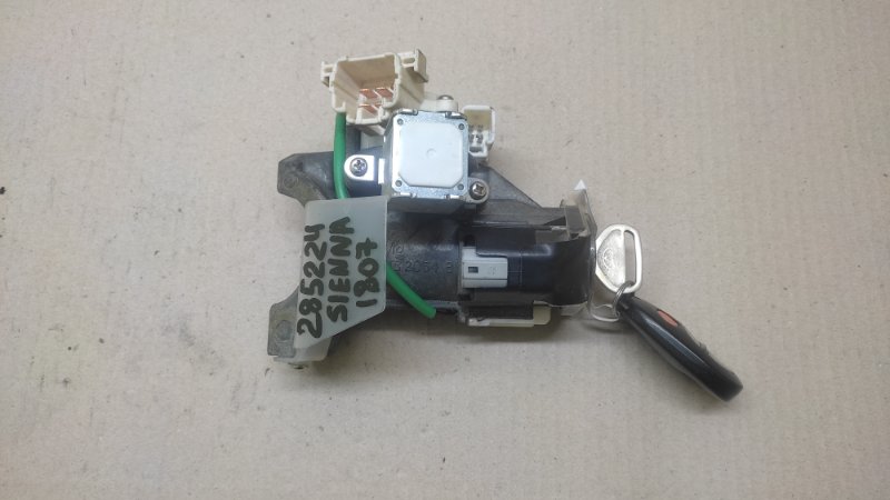 Замок зажигания TOYOTA SIENNA 03-10 2006 3.5 2GR-FE 69057-AE010 Б/У