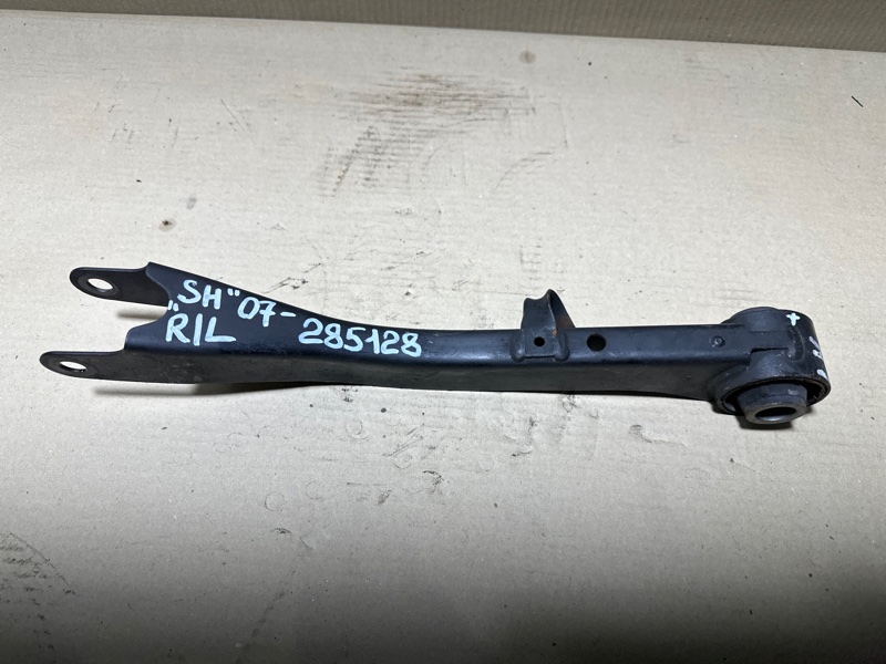 Рычаг задней подвески продольный передний левый SUBARU FORESTER SH 07-12 20250AJ010 Б/У