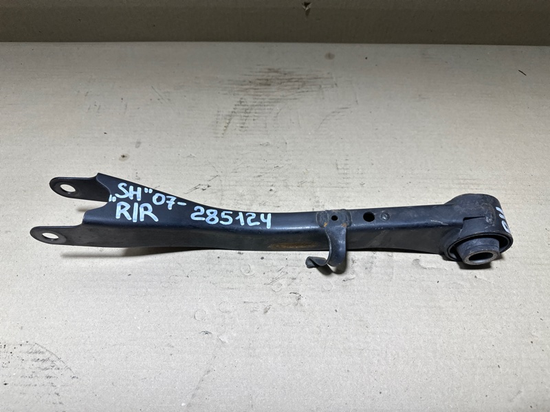 Рычаг задней подвески продольный передний правый SUBARU FORESTER SH 07-12 20250AJ000 Б/У