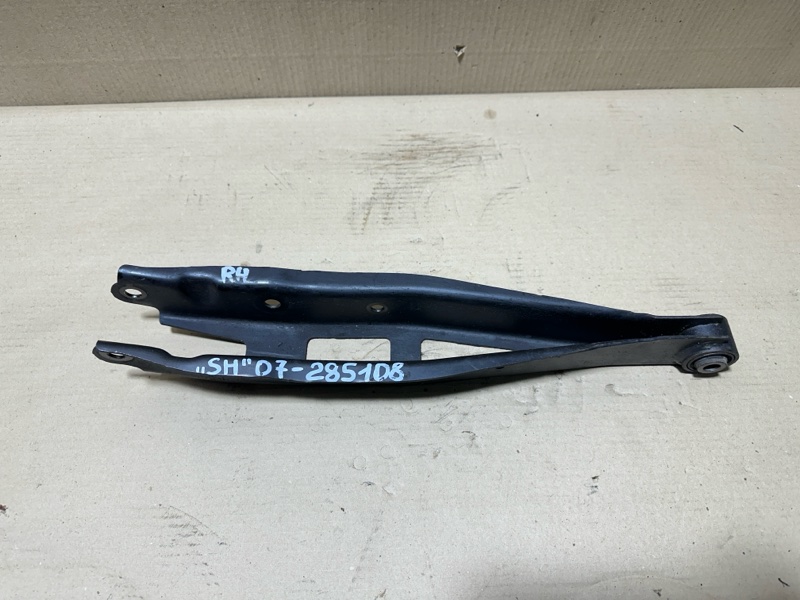 Рычаг задней подвески поперечный нижний задний SUBARU FORESTER SH 07-12 20250FG041 Б/У