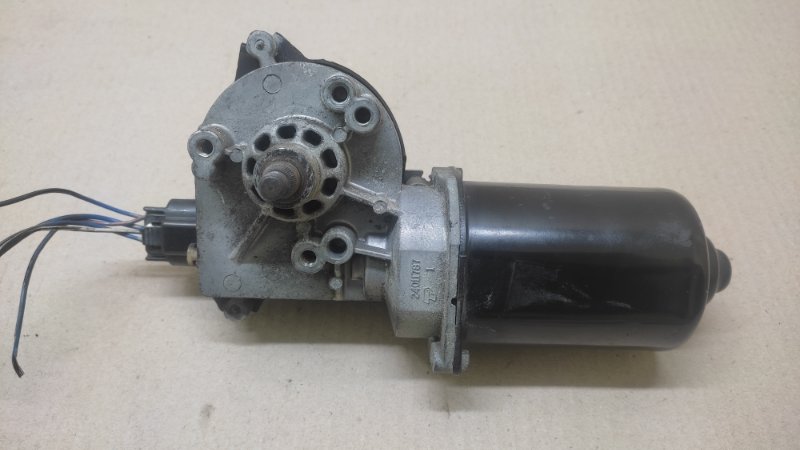 Моторчик стеклоочистителя передний AVALON 99-05 2000 3.0 1MZFE