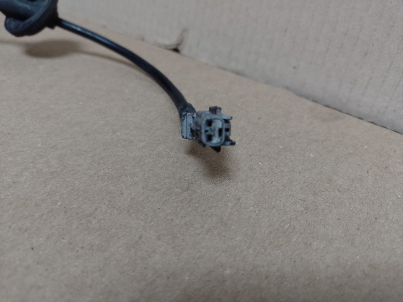 Датчик ABS передний правый X-TRAIL T30 01-07 Датчик ABS передний правый X-TRAIL T30 01-07