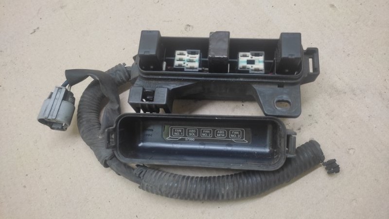 Реле TOYOTA AVALON 99-05 2000 3.0 1MZFE 82743-07010 Б/У