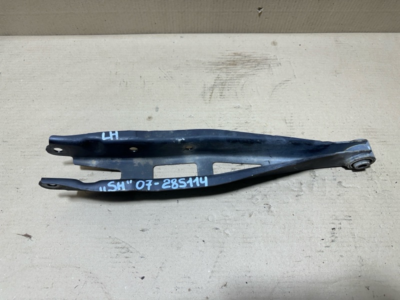 Рычаг задней подвески поперечный нижний задний SUBARU FORESTER SH 07-12 20250FG041 Б/У