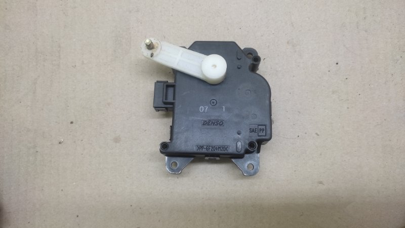 Запчасть моторчик заслонки печки TOYOTA AVALON 99-05 2000 3.0 1MZFE 87106-07070 Б/У Моторчик заслонки печки TOYOTA AVALON 99-05 2000 3.0 1MZFE 87106-07070 Б/У
