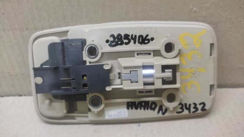 Плафон салона AVALON 99-05 2000 3.0 1MZFE