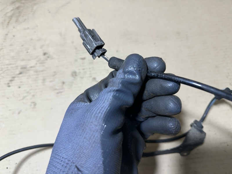 Датчик ABS задний правый FORESTER SH 07-12