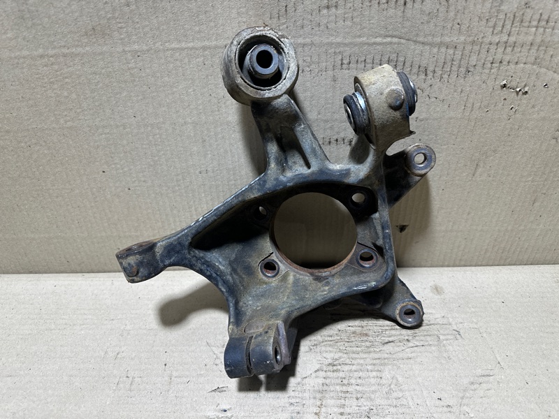 Цапфа левая SUBARU FORESTER SH 07-12