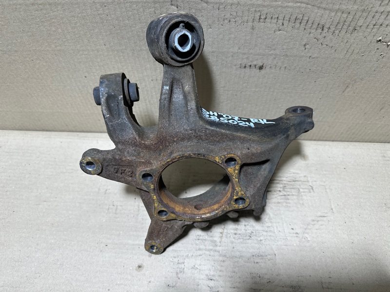 Цапфа левая FORESTER SH 07-12