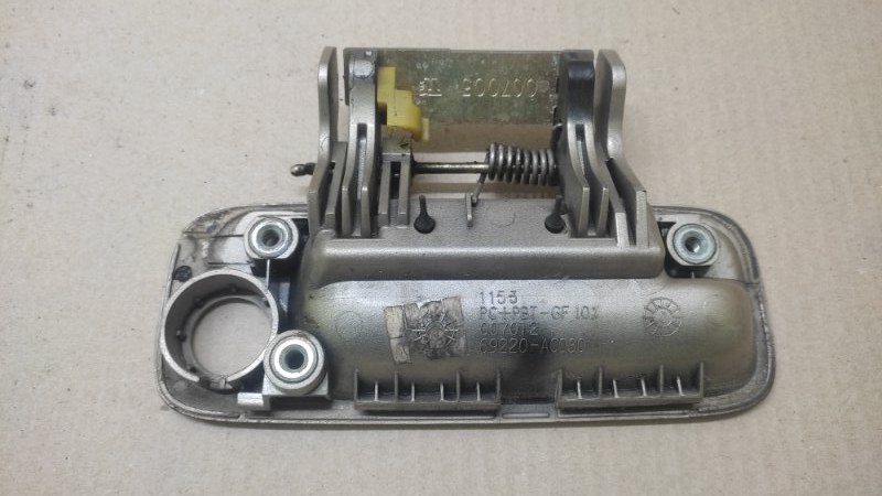 Ручка двери наружная передняя левая AVALON 99-05 2000 3.0 1MZFE