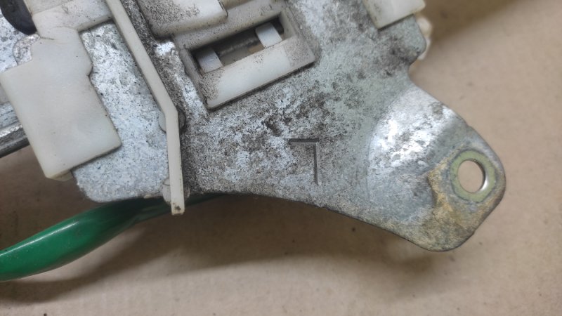 Стеклоподъемник передний левый AVALON 99-05 2000 3.0 1MZFE Стеклоподъемник передний левый AVALON 99-05 2000 3.0 1MZFE