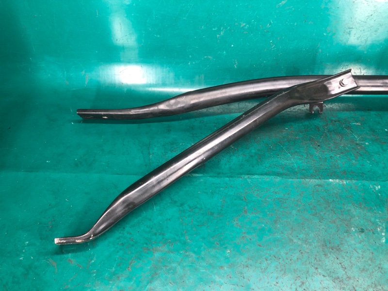 Распорка кузова передняя AUDI Q5 08-16 CAEB 2.0T Распорка кузова передняя AUDI Q5 08-16 CAEB 2.0T