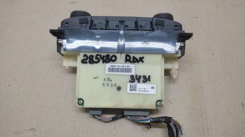 Блок управления печкой RDX 12-19 2017 TB4 3.5 J35Z2 Блок управления печкой RDX 12-19 2017 TB4 3.5 J35Z2