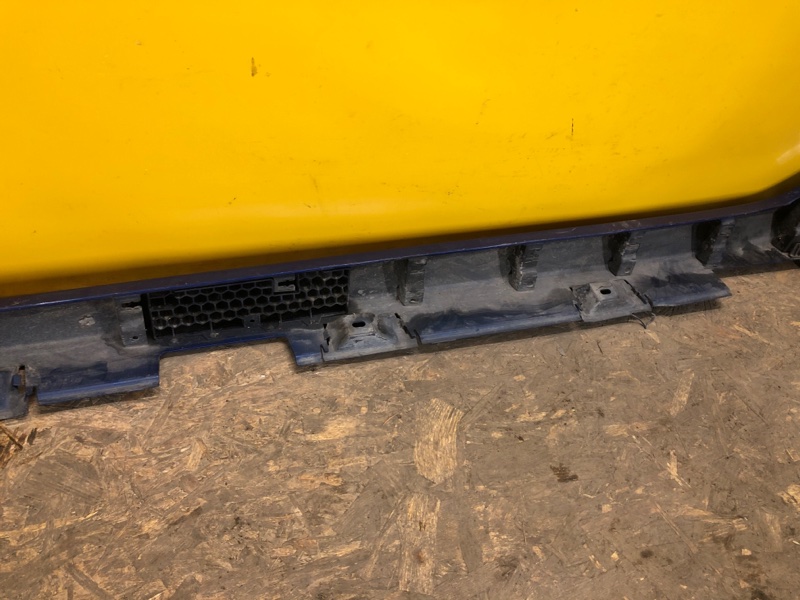 Накладка порога наружная правая CIVIC FC/FK 15-