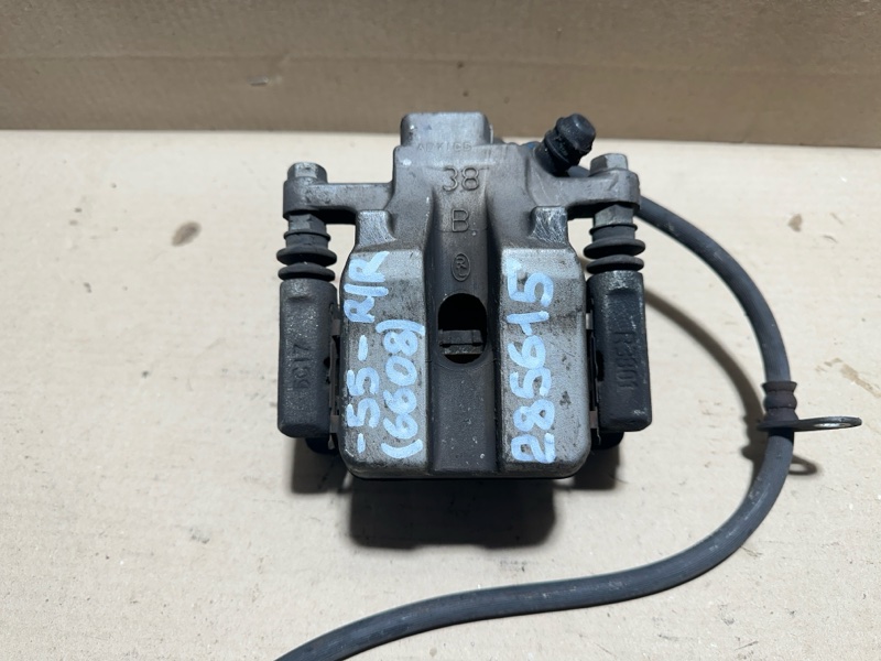 Суппорт тормозной задний правый TOYOTA CAMRY 55 14-17 2015 2.5 2ARFE 47830-06120 Б/У