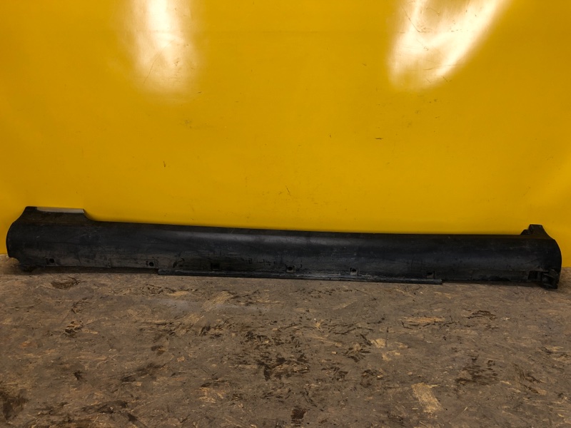 Накладка порога наружная левая INFINITI EX35(37) 07-12 76851-1BA0A Б/У
