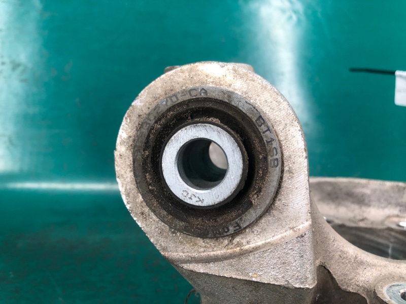 Цапфа задняя правая FUSION 14- 2016 2.5L Цапфа задняя правая FUSION 14- 2016 2.5L