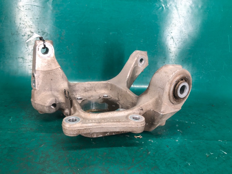 Цапфа задняя левая FUSION 14- 2016 2.5L Цапфа задняя левая FUSION 14- 2016 2.5L