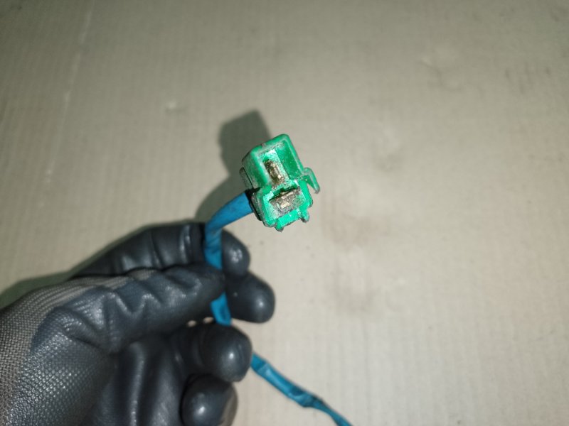 Моторчик стеклоподъемника правый FORESTER SF 97-02