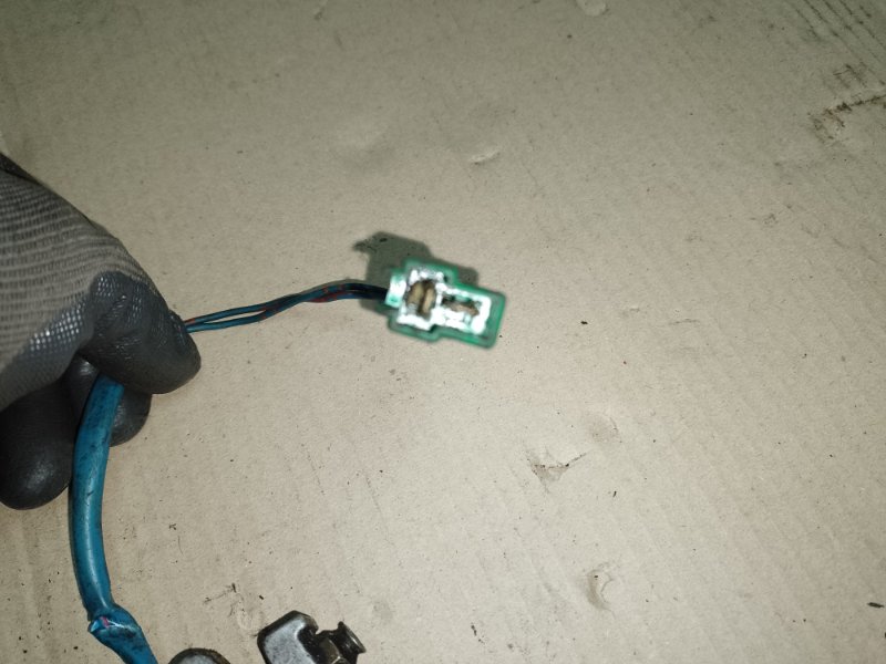 Моторчик стеклоподъемника передний левый FORESTER SF 97-02