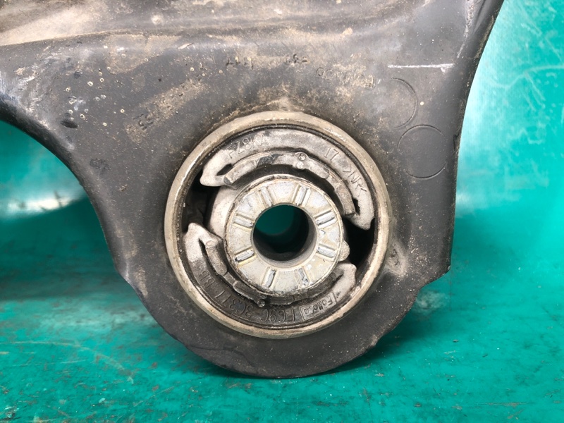 Рычаг передней подвески нижний левый FUSION 14- 2016 2.5L