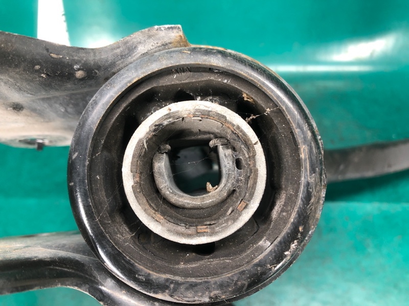 Рычаг передней подвески нижний левый FUSION 14- 2016 2.5L